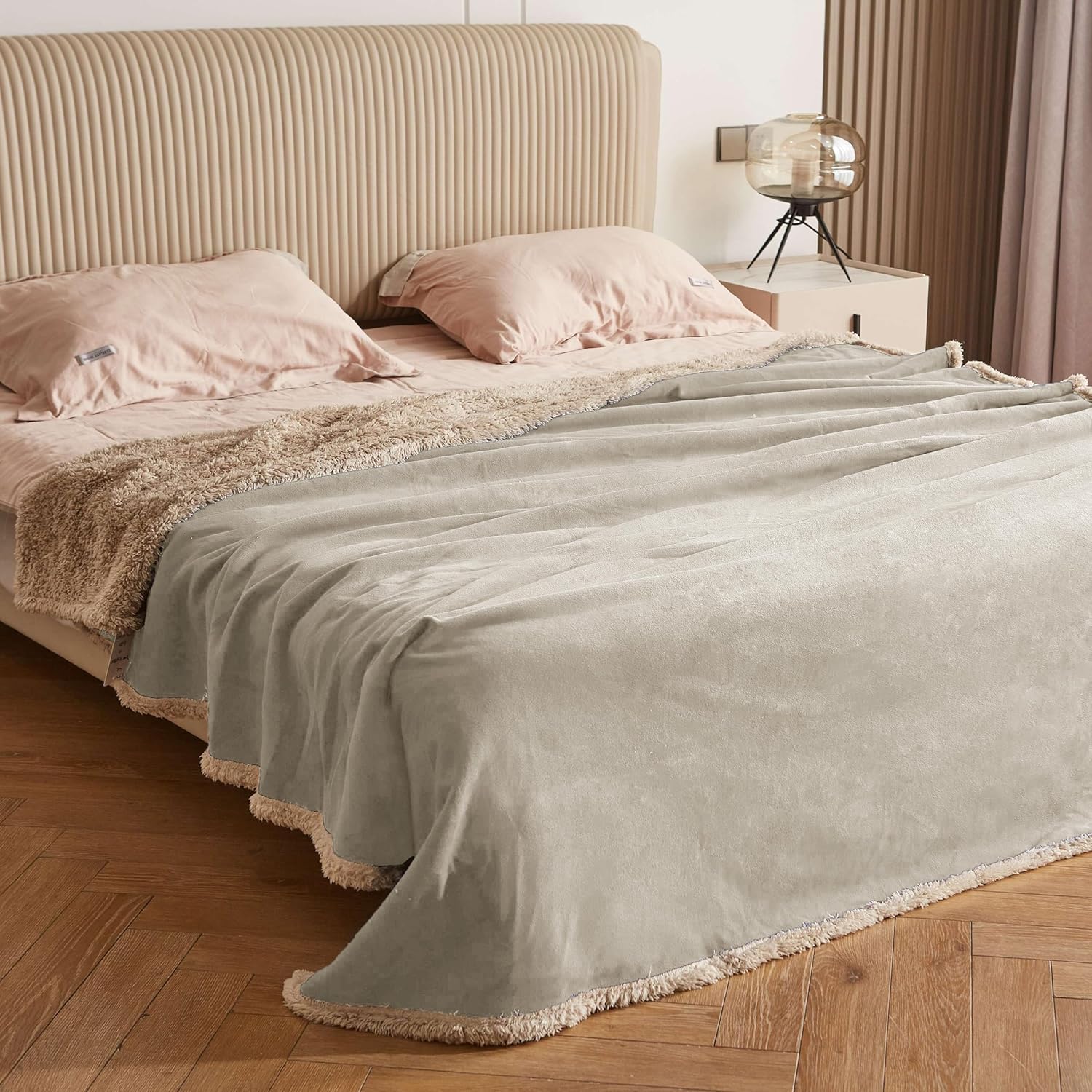 Kritter Planet Waterproof Blanket