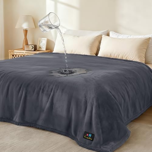 Luciphia Waterproof Pet Blanket (85x57)