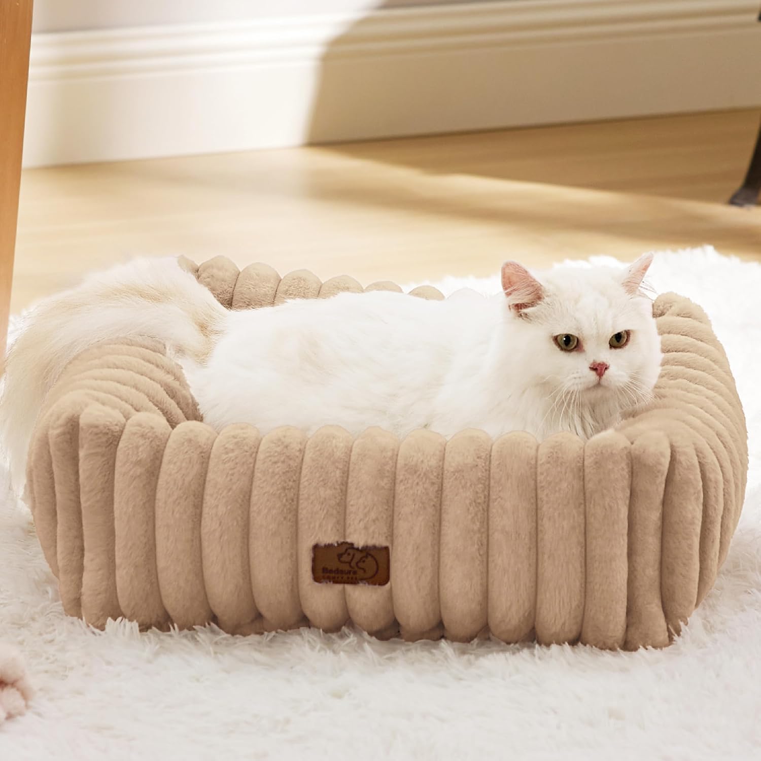 Bedsure Cute Dog Bed (Sandy Beige)